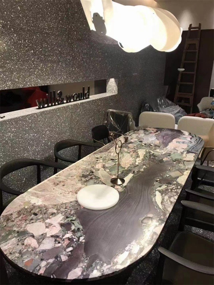 marble kitchen island